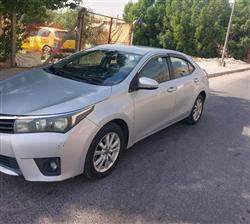 تۆیۆتا کۆرۆلا